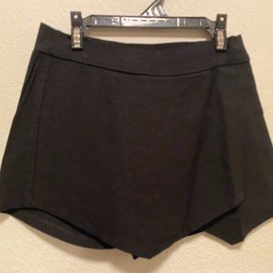 Rue 21 Black Skort with petal cut bottom